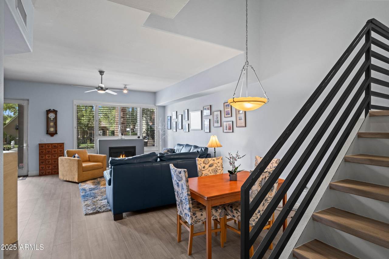 17 Vernon Avenue - Photo 1