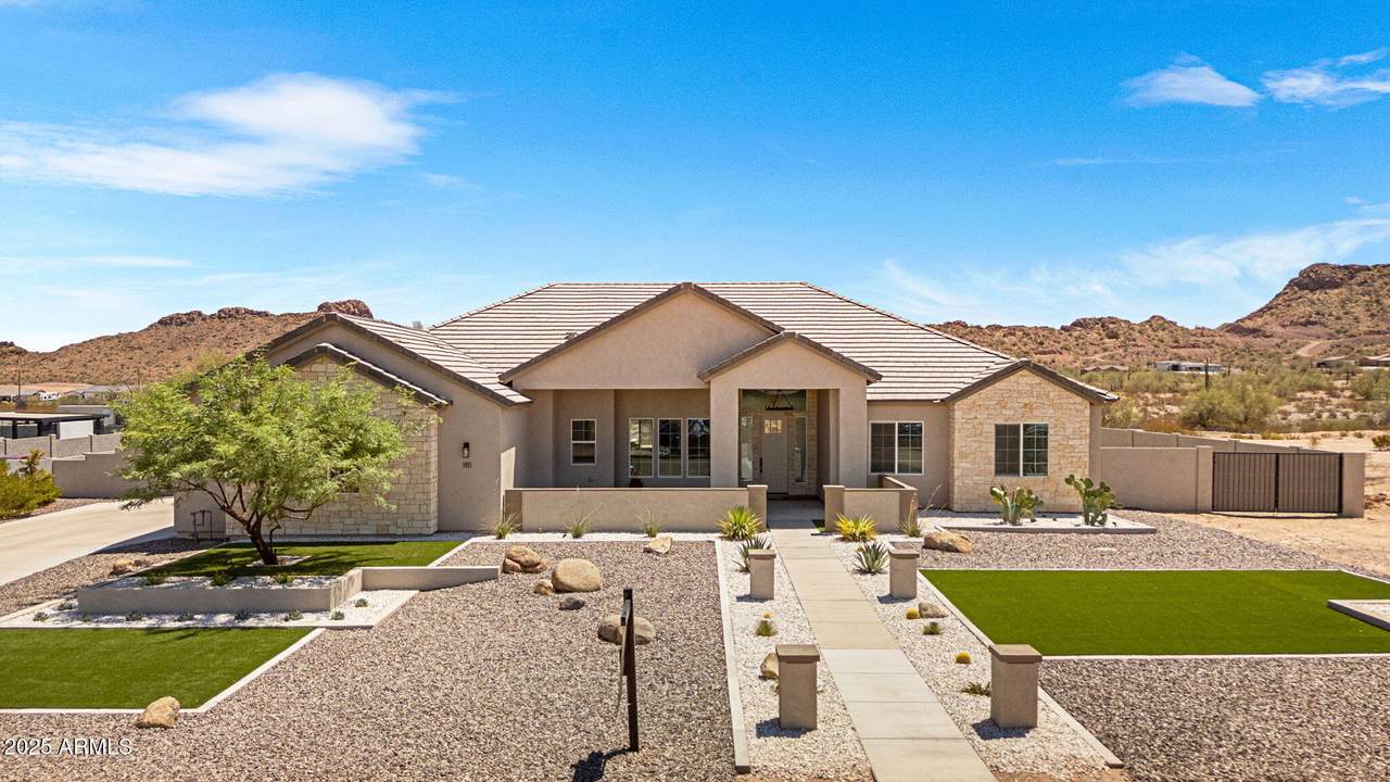 1111 Lucky Lane - Photo 1