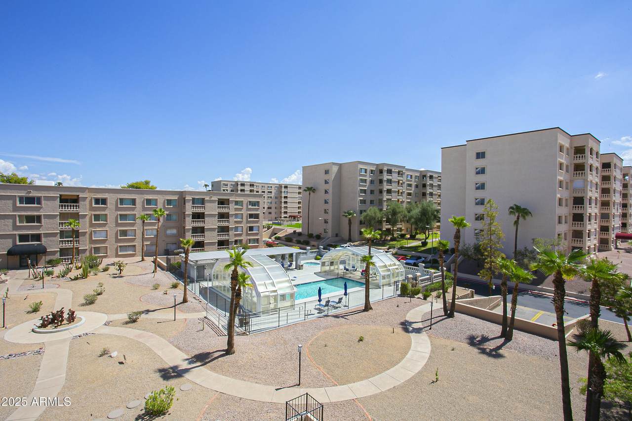 7850 Camelback Road - Photo 1