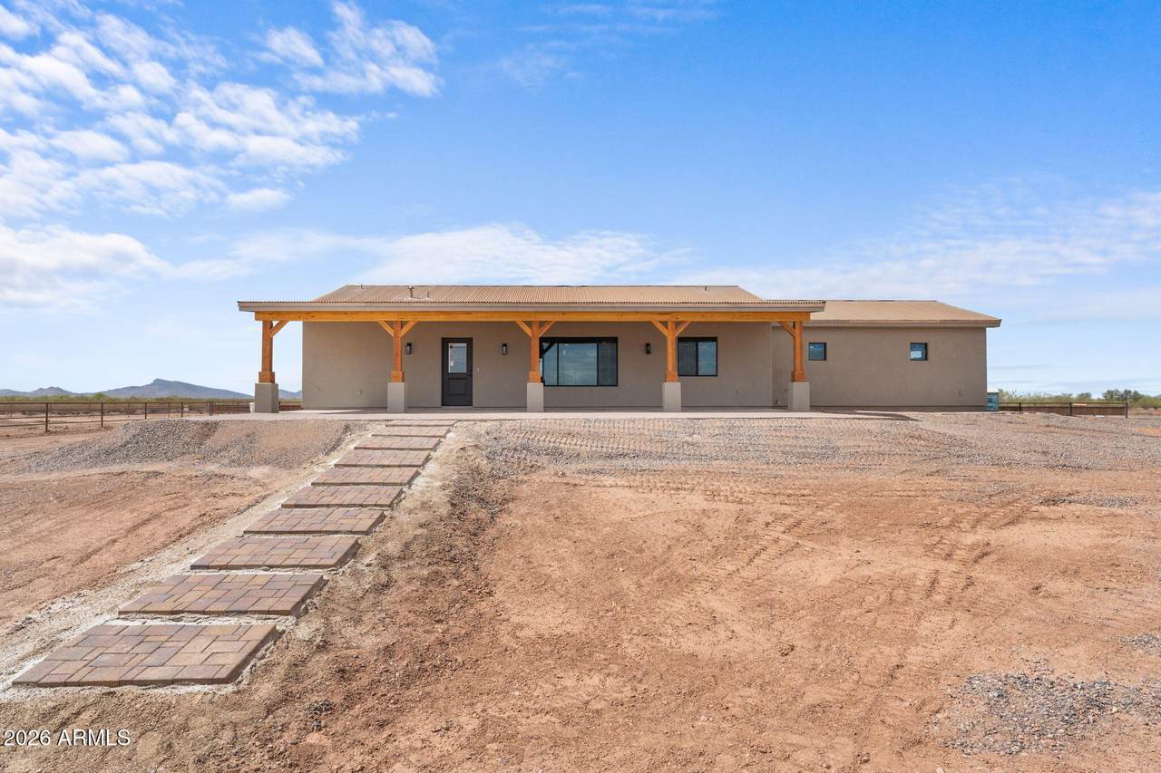 47530 Ray Street - Photo 1