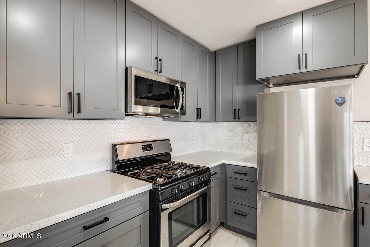 6715 32ND Drive - Photo 1