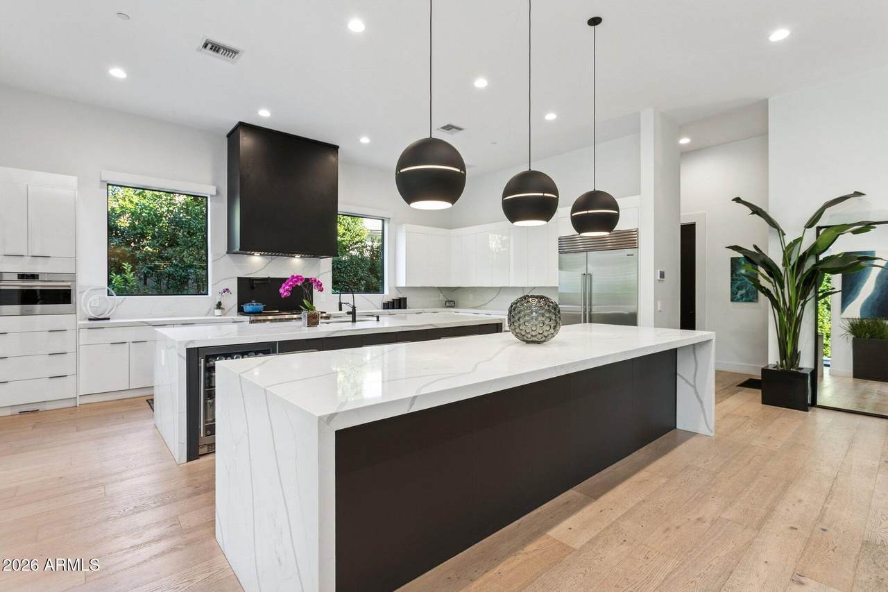 7542 Sundown Court - Photo 1