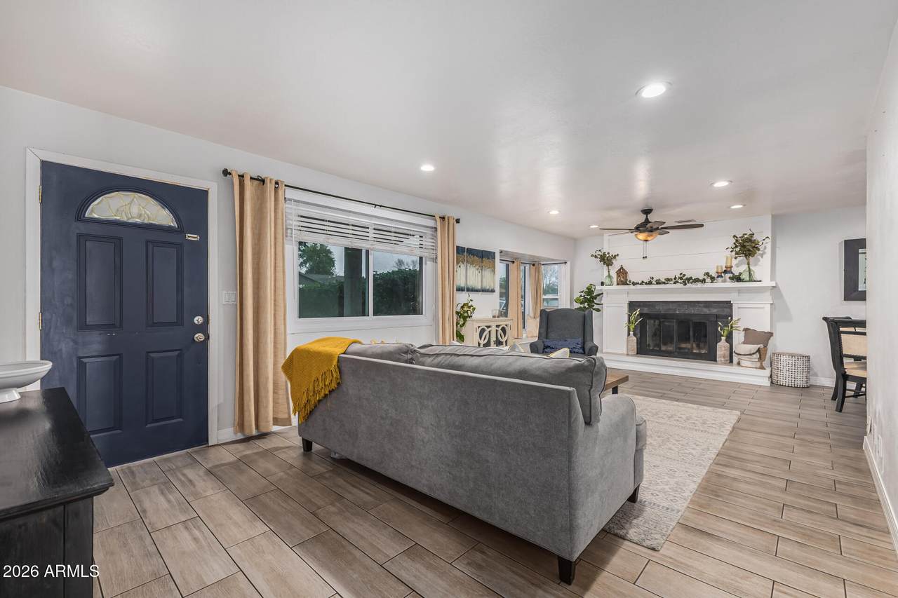 3313 Surrey Avenue - Photo 1