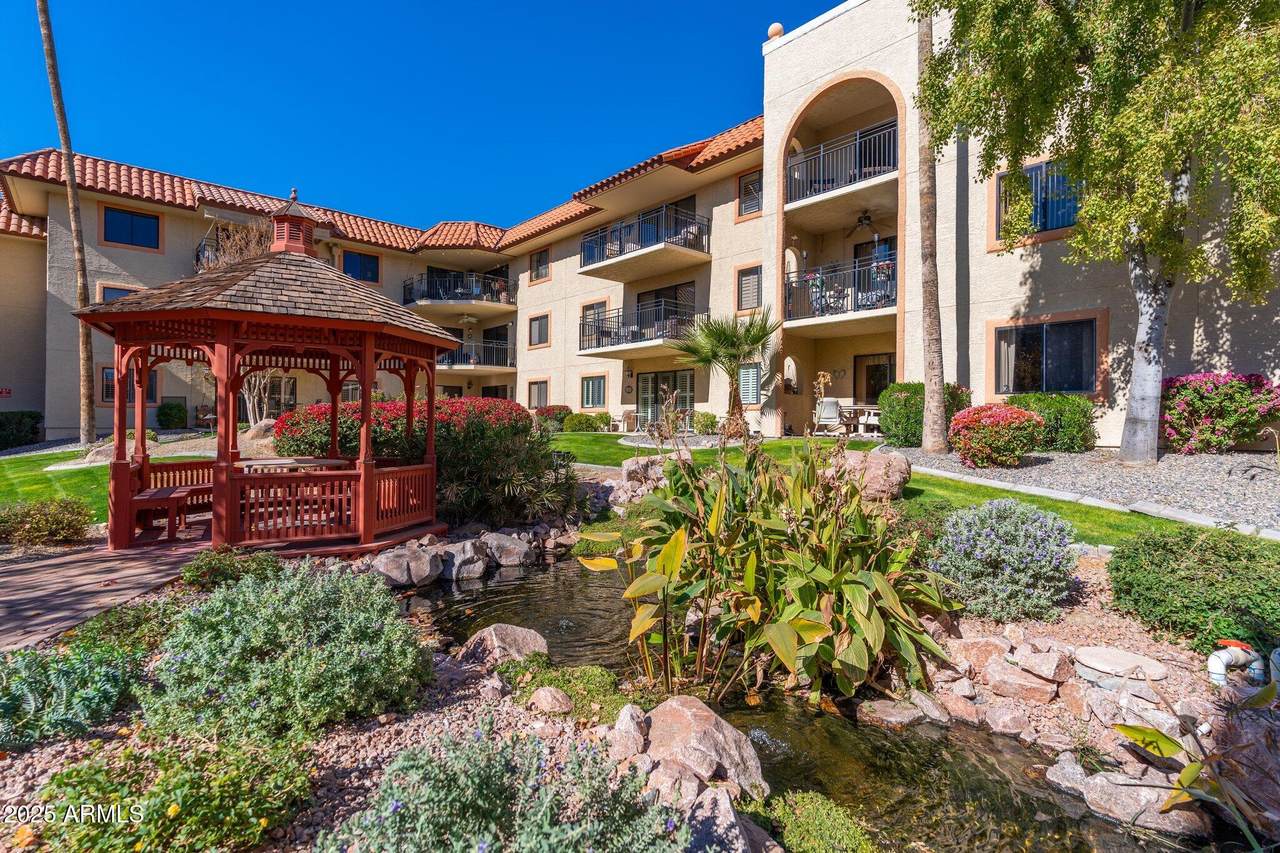 10330 Thunderbird Boulevard - Photo 1