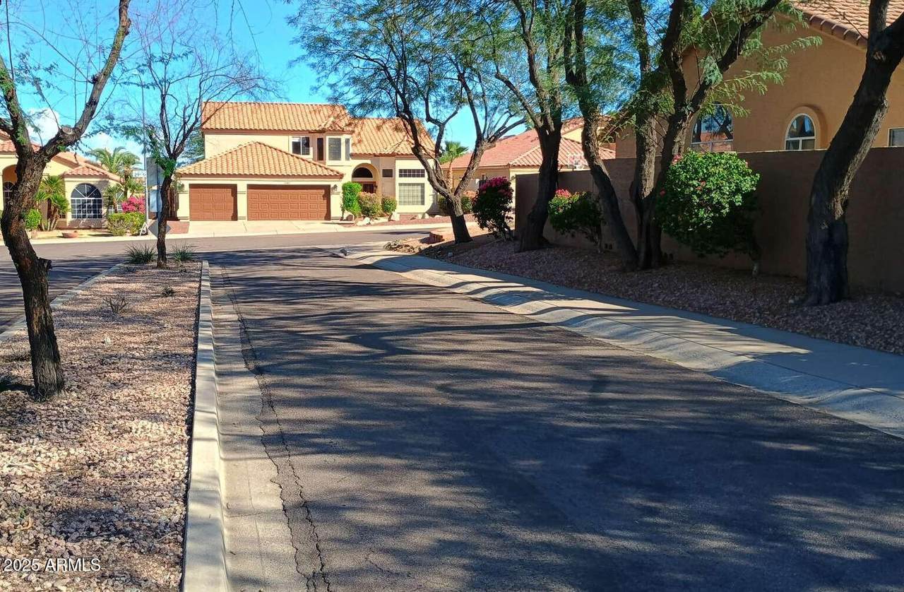 14021 29TH Street - Photo 1