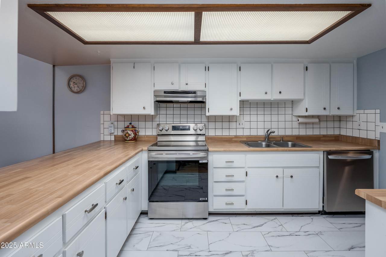 130 Castle Rock Road - Photo 1