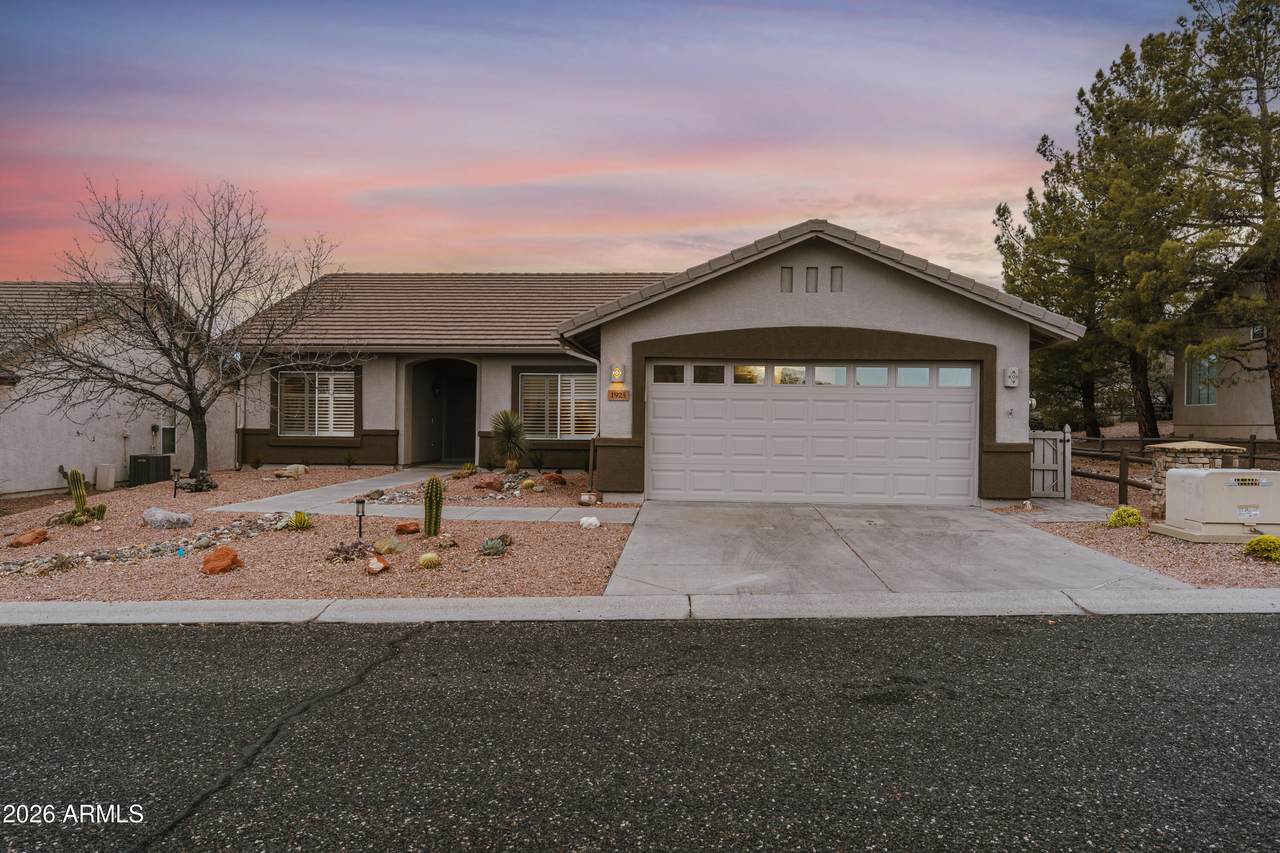 1925 Desert Willow Drive - Photo 1