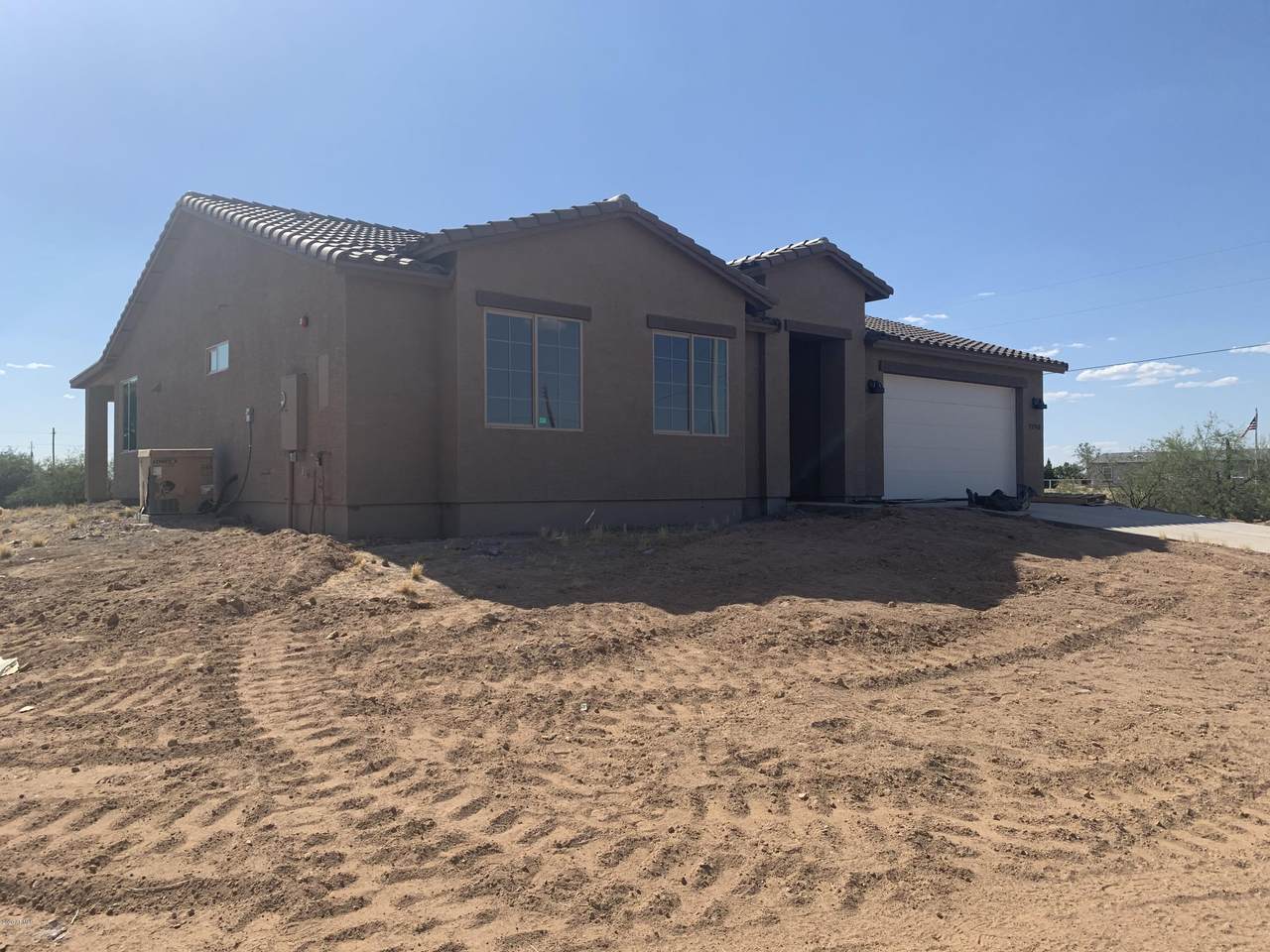 22760 223rd Avenue - Photo 1