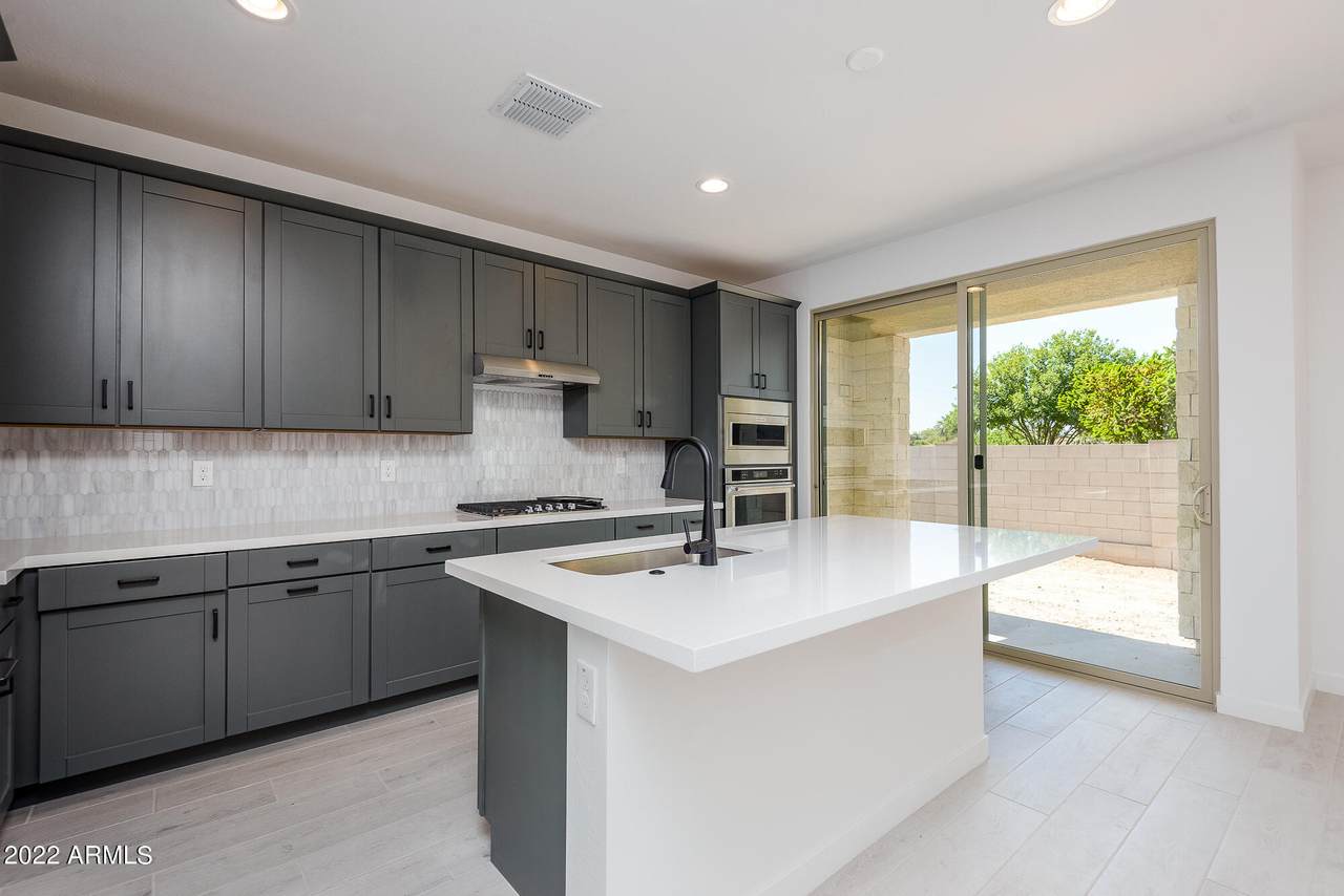 1423 Town And Country Lane - Photo 1
