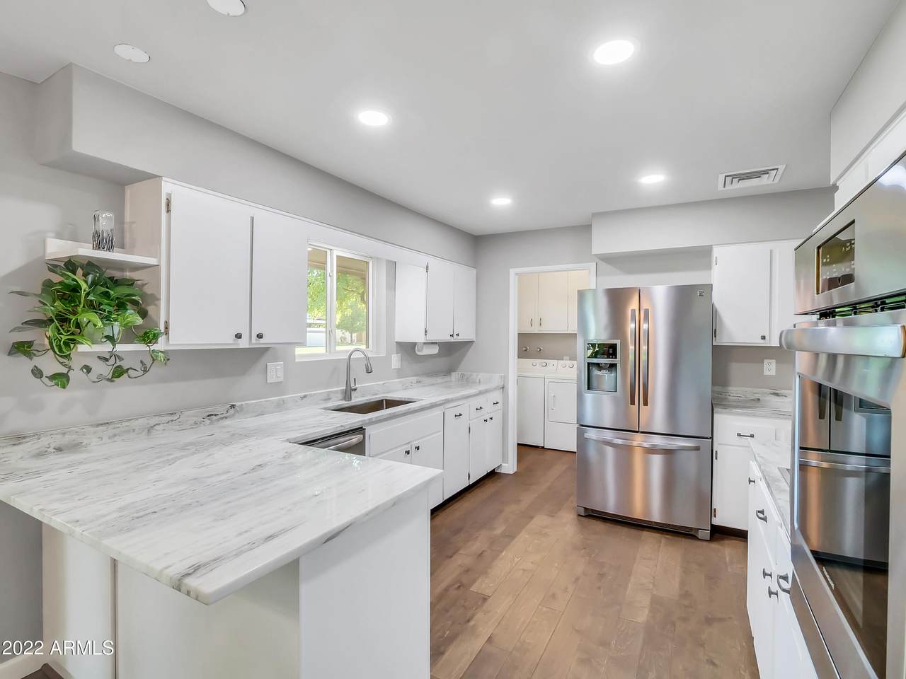 10202 Royal Oak Road - Photo 1