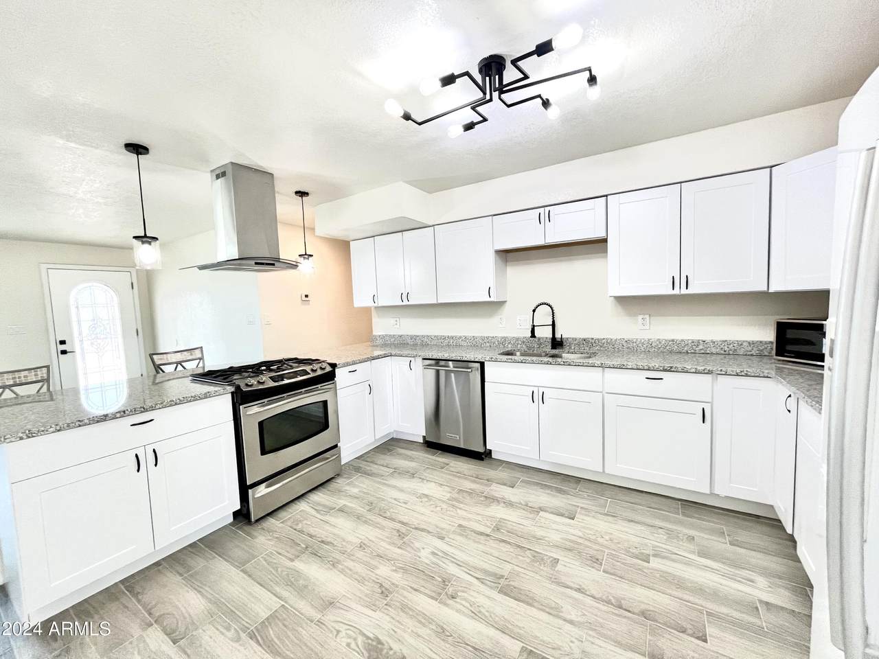 8829 Mulberry Drive - Photo 1