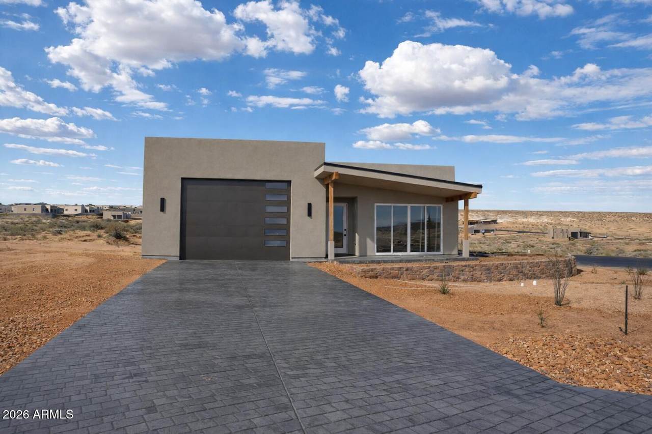12 Sumner Cove - Photo 1