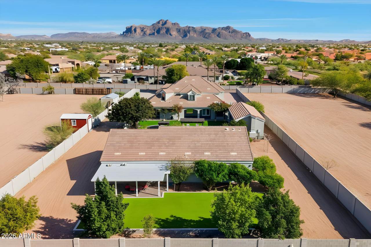 820 111TH Street - Photo 1