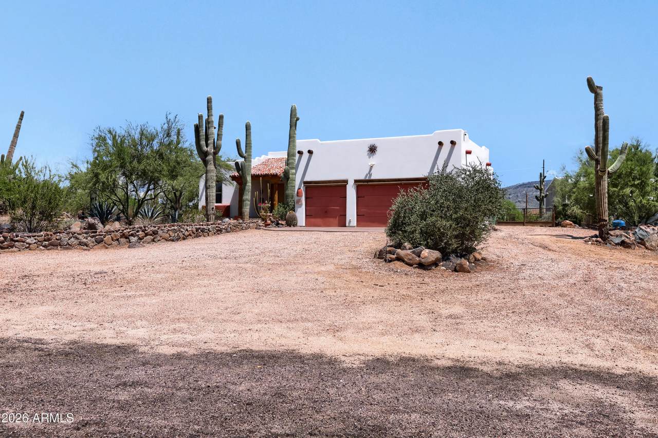 https://bt-photos.global.ssl.fastly.net/armls/1280_boomver_7_7031597-2.jpg