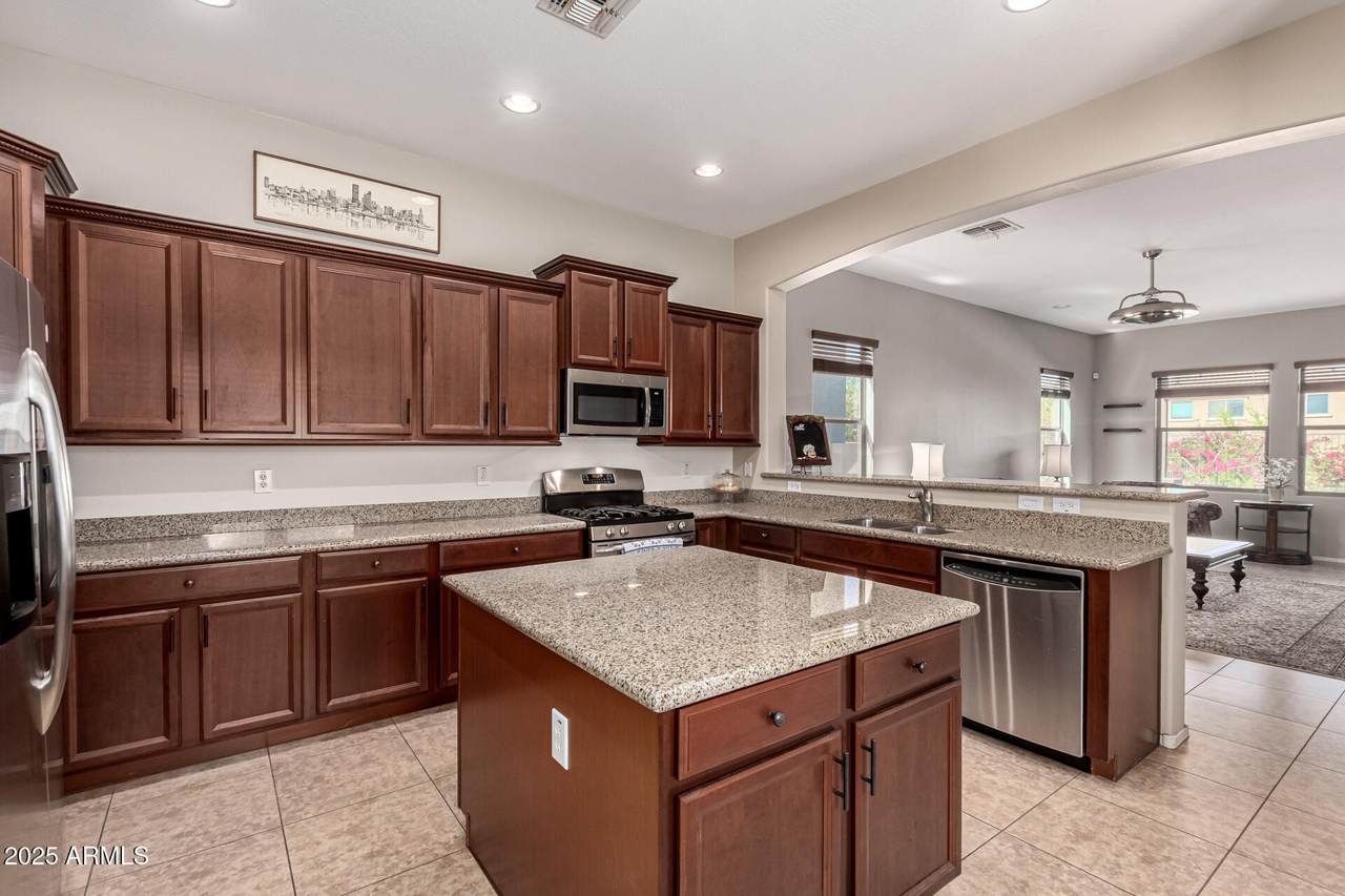 3914 Constance Way - Photo 1