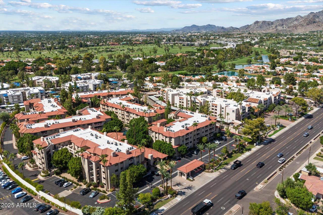 5104 32ND Street - Photo 1