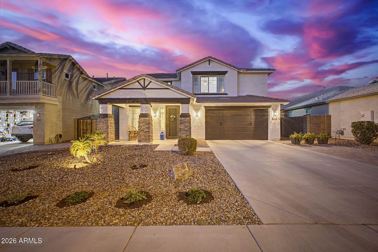 1938 Hazeltine Way - Photo 1