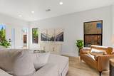 302 Oak Avenue - Photo 7