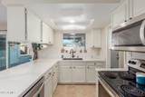 520 Jahns Place - Photo 13