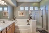9562 Chuckwagon Lane - Photo 19