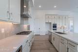 21436 Meadowbrook Avenue - Photo 8
