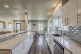 1422 Windsor Avenue - Photo 19