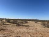 20560 Desert Hills Road - Photo 10