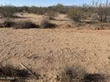 20560 Desert Hills Road - Photo 11