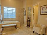 136 Desert Wind Drive - Photo 32