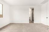 15817 Vogel Avenue - Photo 10