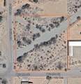 000 Unknown - Photo 13