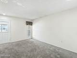 9525 Cedar Hill Circle - Photo 21