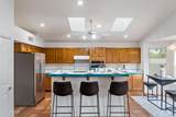 1711 Waltann Lane - Photo 9