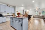 1639 Laramie - Photo 18