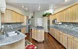 1390 Valley View Road - Photo 9