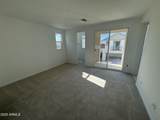 2452 Maximo Way - Photo 10