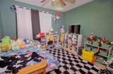 1114 La Siesta Drive - Photo 14