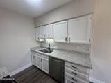 555 May Street - Photo 4