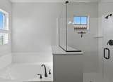 227 Beatryce Street - Photo 33