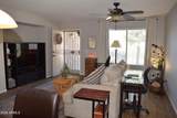 15943 Young Street - Photo 4