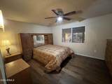 9711 Hawthorn Court - Photo 18