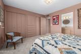 955 Rochester - Photo 24