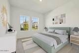 10262 Devonshire Avenue - Photo 4
