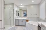 2726 Beverly Place - Photo 34