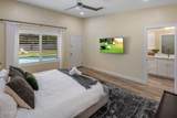 5839 Voltaire Avenue - Photo 33