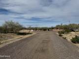 17550 Dynamite Boulevard - Photo 2