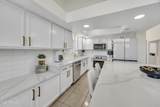 11020 Lane Avenue - Photo 10