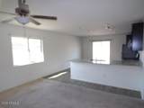 360 Oak Street - Photo 18