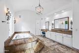 4725 Launfal Avenue - Photo 16