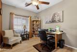 2959 Rosewood Avenue - Photo 10